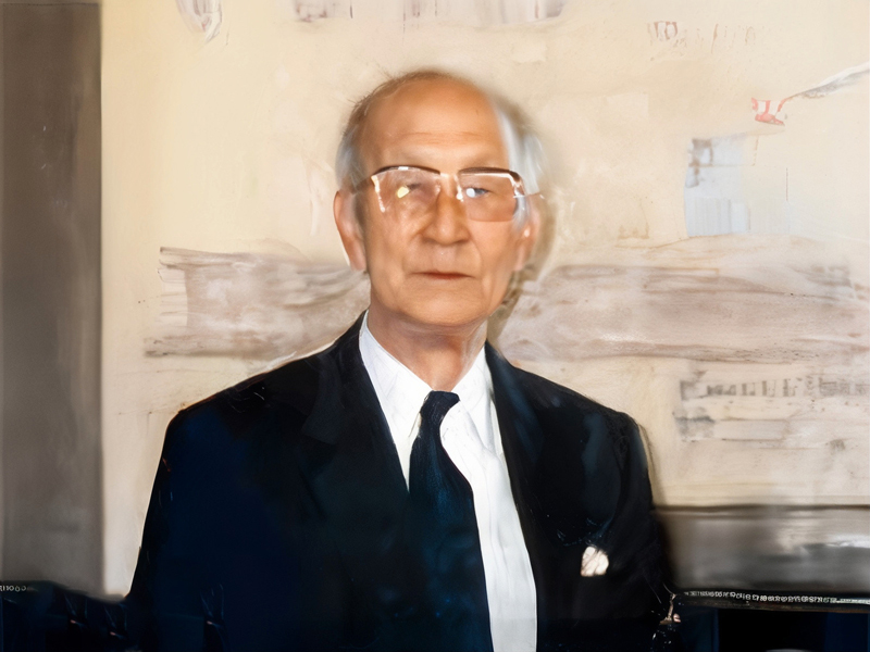 花輪 吉夫（秩父病院 3代目院長）